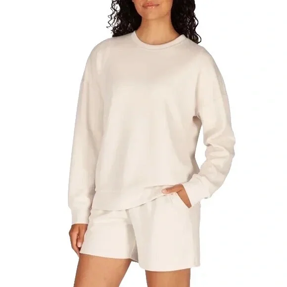 LazyPants Women's set Luxe Crewneck pull over  and shorts - Picture 2 of 9